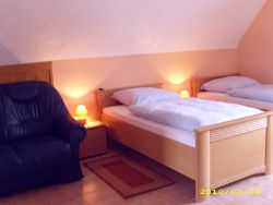 Niestetal Pension Roma : Ansicht 1