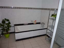 K�ln Apartment Bickendorf : Bad