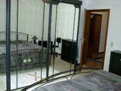 K�ln Ferienwohnung Am Waldrand : Schlafzimmer