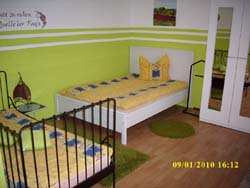 Stein Apartment im Wald: Ansicht