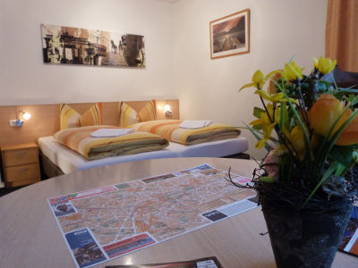 Hotel-Pension Am Checkpoint