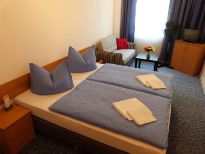 Hotel-Pension Am Checkpoint Ansicht 3