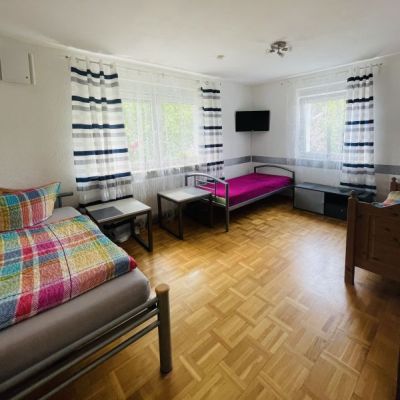 Ferienhaus Bailey - Zimmer & Ferienwohnungen