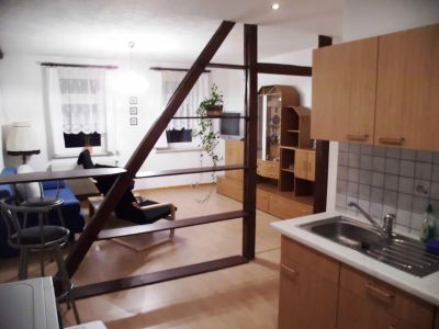 Küche + Wohnzimmer Wohnung 2