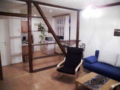 Wohnzimmer + Küche Wohnung 2